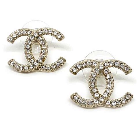 boucle d oreille chanel cc|Boucles d'oreilles Chanel femme occasion .